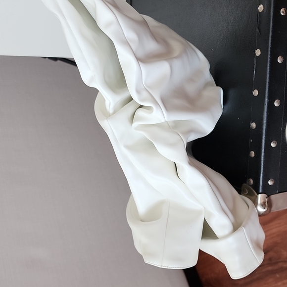 White Stiletto Thigh High Scrunch Boots - Picture 8 of 8